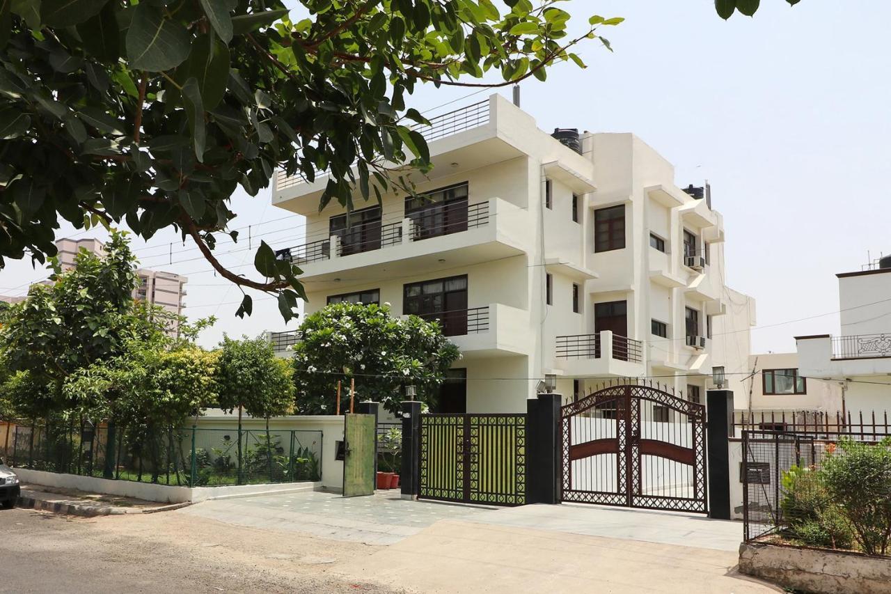 Hotel O Aravali Residency Gurgaon Esterno foto