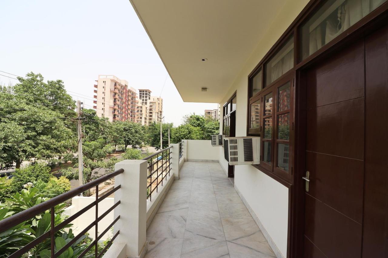 Hotel O Aravali Residency Gurgaon Esterno foto